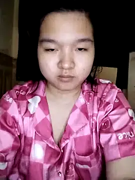 Thomgdee online show from March 5, 2025, 6:33 am