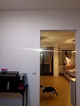 Snapshot of Jujuicy_97 chatting on February 25, 2026, 5:06 am Jujuicy 97 online show from February 25, 2026, 5:06 am