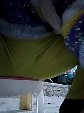 JasminePham online show from February 3, 2025, 7:29 am