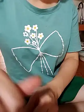 JasminePham online show from October 22, 2025, 7:19 am