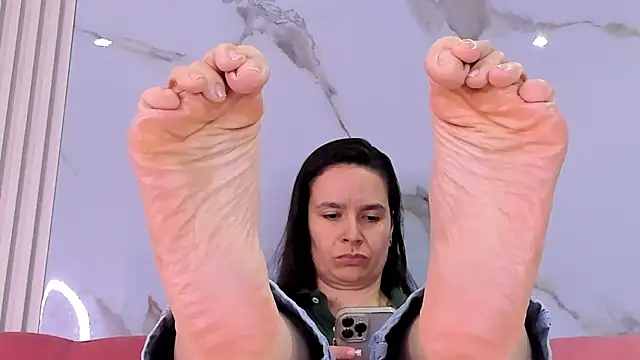 BridgetRodriguez online show from March 31, 2026, 1:00 pm