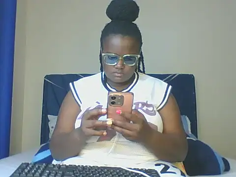 Snapshot of Montel_Montel_ chatting on January 24, 2025, 5:21 pm Montel Montel online show from January 24, 2025, 5:21 pm