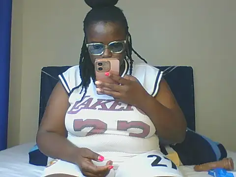 Snapshot of Montel_Montel_ chatting on January 24, 2025, 8:22 pm Montel Montel online show from January 24, 2025, 8:22 pm