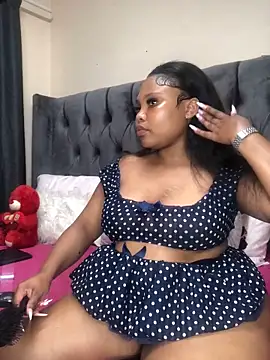 Anaelle24 online show from October 17, 2025, 8:28 am