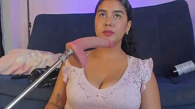 Snapshot of swetty_loverss chatting on October 22, 2025, 10:20 pm swetty loverss online show from October 22, 2025, 10:20 pm