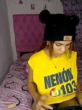 Snapshot of 1CANDYLOVE chatting on February 20, 2026, 2:30 am 1CANDYLOVE online show from February 20, 2026, 2:30 am