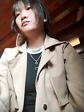 lytamye online show from March 5, 2025, 10:22 am