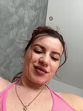 Snapshot of MayaMR chatting on March 12, 2025, 5:35 am MayaMR online show from March 12, 2025, 5:35 am