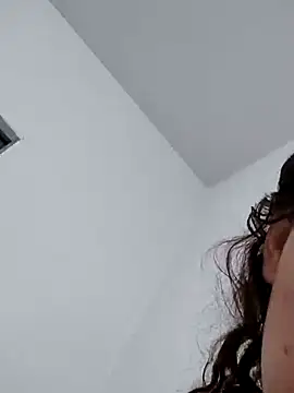 Sweet-diamondxxx online show from December 25, 2024, 1:30 pm