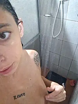 Sweet-diamondxxx online show from October 25, 2025, 9:53 pm