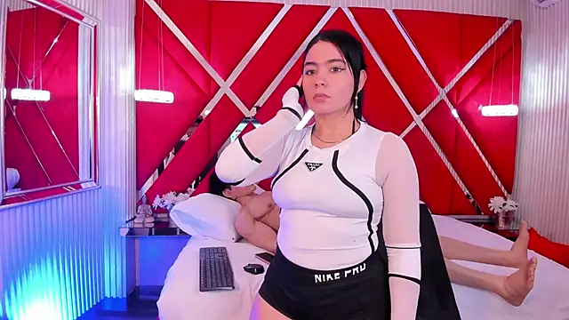 Snapshot of SusanCouper chatting on October 20, 2025, 10:43 pm SusanCouper online show from October 20, 2025, 10:43 pm