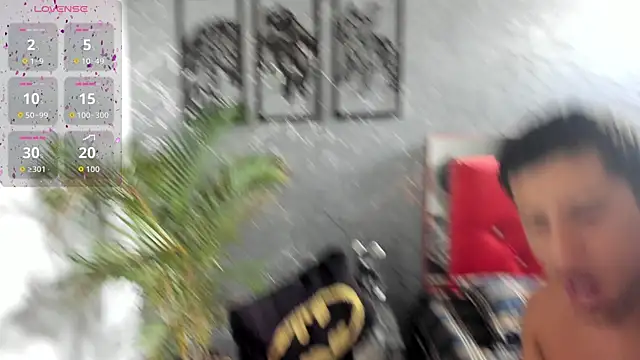 Snapshot of pepe_joness chatting on October 31, 2025, 5:47 pm pepe joness online show from October 31, 2025, 5:47 pm