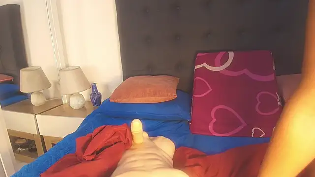 Evelonga 707 online show from February 25, 2026, 7:12 pm