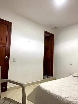 Snapshot of Im_Amelia chatting on October 8, 2025, 4:04 pm Im Amelia online show from October 8, 2025, 4:04 pm