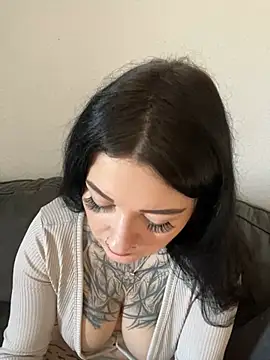 Snapshot of claudiliciousxxx chatting on March 19, 2025, 7:29 am claudiliciousxxx online show from March 19, 2025, 7:29 am