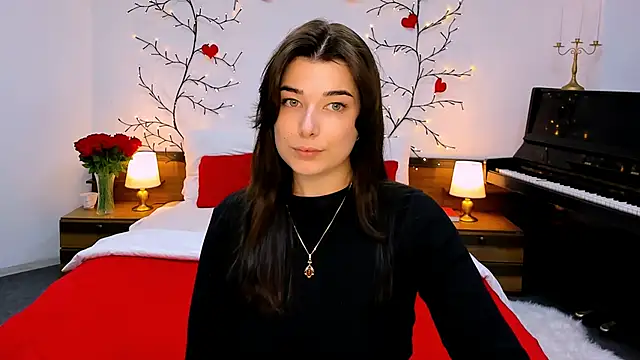 Snapshot of _Sun_Shy_ chatting on September 29, 2025, 1:05 pm Sun Shy online show from September 29, 2025, 1:05 pm