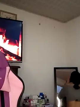 Snapshot of Lanna_hott_ chatting on October 18, 2025, 11:11 am Lanna hott online show from October 18, 2025, 11:11 am