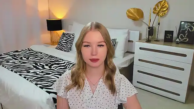 shy  lady online show from January 17, 2025, 12:31 am