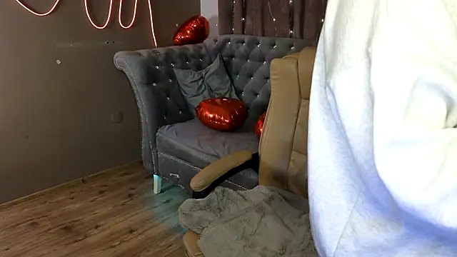 Snapshot of GloriNichols chatting on March 15, 2025, 6:58 am GloriNichols online show from March 15, 2025, 6:58 am