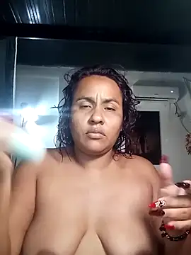 Snapshot of Kyara_Queen chatting on October 29, 2025, 7:26 pm Kyara Queen online show from October 29, 2025, 7:26 pm