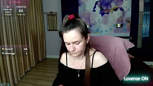 AriaGray online show from March 14, 2026, 7:52 pm