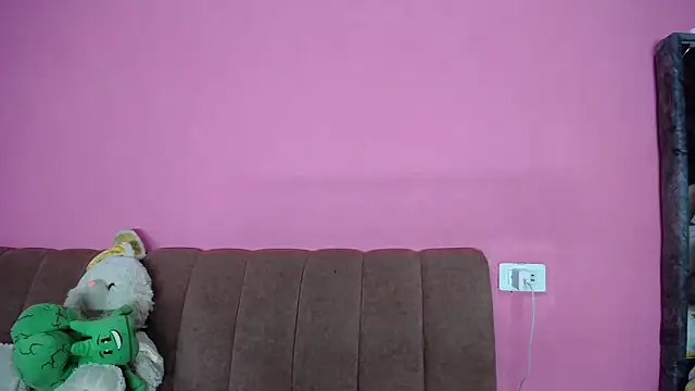 Snapshot of FerneyManti chatting on September 23, 2025, 12:57 am FerneyManti online show from September 23, 2025, 12:57 am