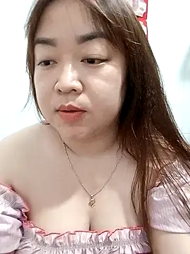 VyOanh2K online show from February 9, 2025, 3:23 pm