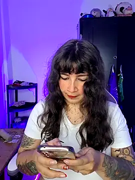 Aria Bennett21 online show from September 26, 2025, 1:31 am