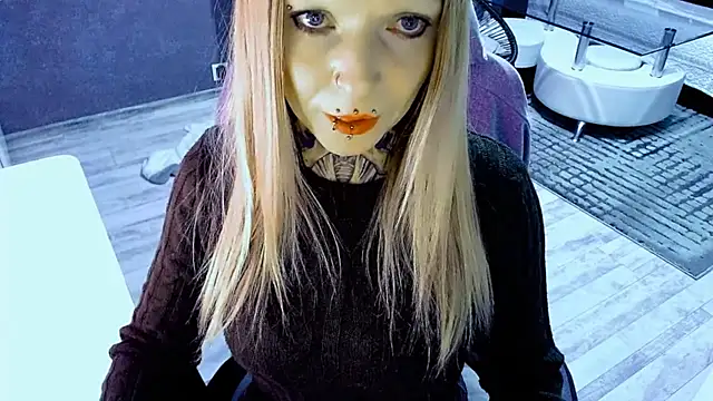 InesGold online show from April 13, 2026, 6:24 pm