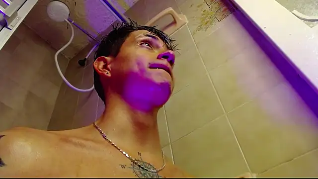 Snapshot of GabyThoms chatting on January 25, 2025, 10:50 pm GabyThoms online show from January 25, 2025, 10:50 pm