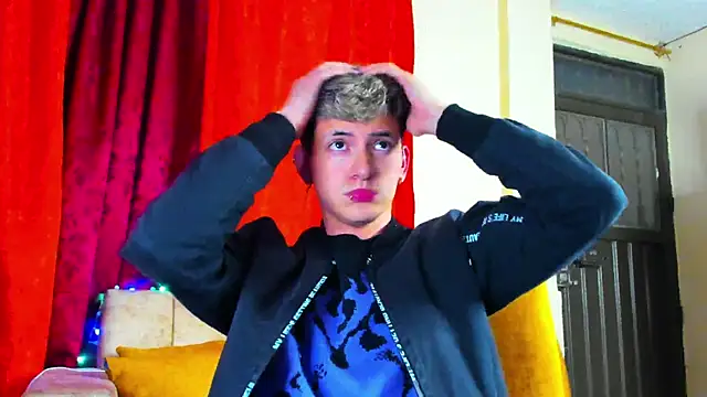 Snapshot of GabyThoms chatting on February 5, 2025, 6:02 am GabyThoms online show from February 5, 2025, 6:02 am