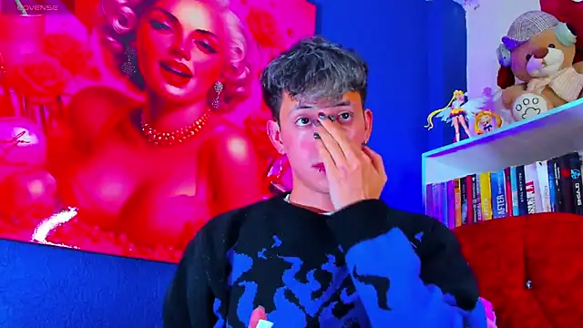 Snapshot of GabyThoms chatting on February 27, 2025, 11:15 pm GabyThoms online show from February 27, 2025, 11:15 pm