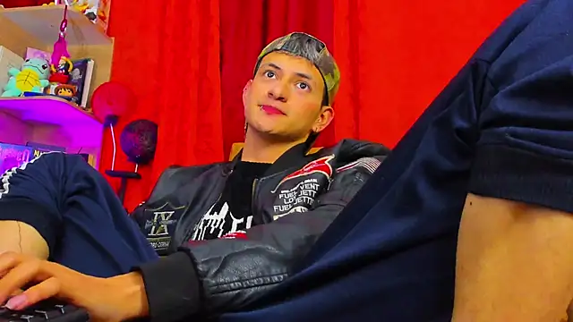 Snapshot of GabyThoms chatting on March 8, 2025, 3:06 am GabyThoms online show from March 8, 2025, 3:06 am