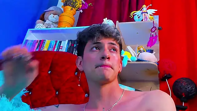 Snapshot of GabyThoms chatting on March 13, 2025, 11:59 pm GabyThoms online show from March 13, 2025, 11:59 pm