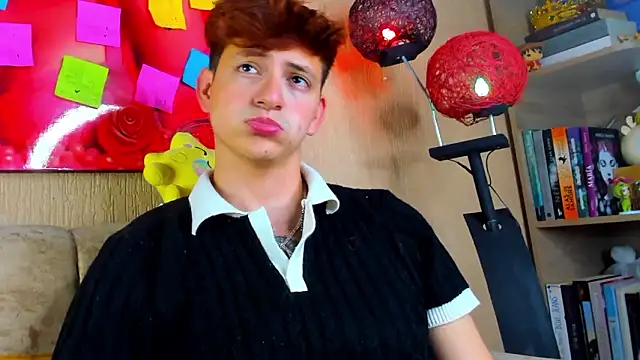 GabyThoms online show from March 3, 2026, 2:23 pm