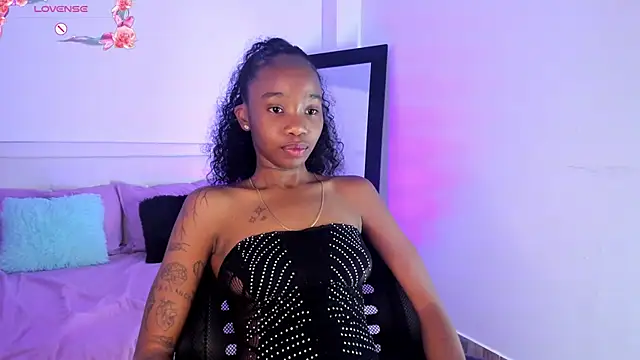 Snapshot of Rihana_hot01 chatting on January 23, 2025, 11:15 pm Rihana hot01 online show from January 23, 2025, 11:15 pm