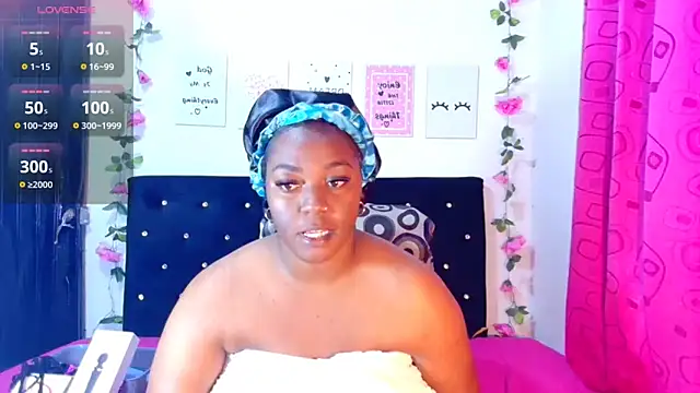 CiaraEbony online show from January 1, 2025, 6:38 pm