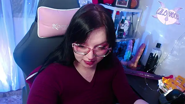 Snapshot of LiloMoon69 chatting on January 30, 2025, 6:46 am LiloMoon69 online show from January 30, 2025, 6:46 am