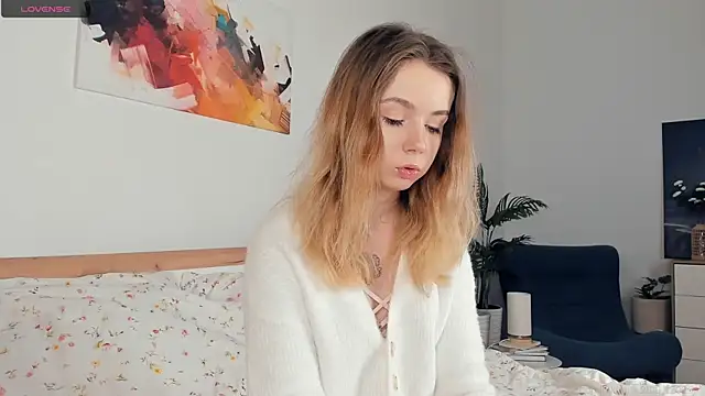 DominikaElis online show from January 20, 2025, 7:04 pm