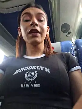 Maiskeen Zamara online show from December 21, 2024, 5:07 pm