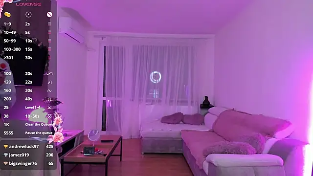 Snapshot of GabrielaLove_ chatting on February 5, 2025, 3:02 am GabrielaLove online show from February 5, 2025, 3:02 am