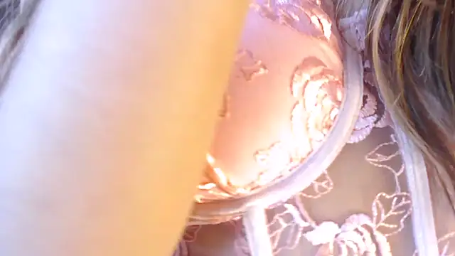 Snapshot of NicoleHaley chatting on September 16, 2025, 1:34 pm NicoleHaley online show from September 16, 2025, 1:34 pm