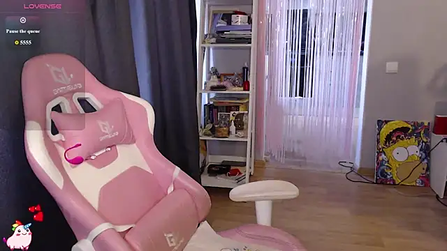 CherryXGirll online show from April 29, 2026, 12:09 pm