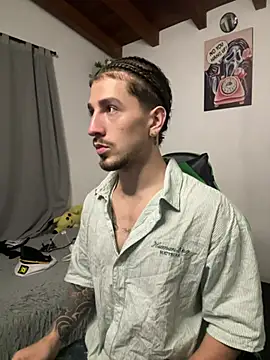 Valentino Xander online show from February 25, 2026, 5:06 am