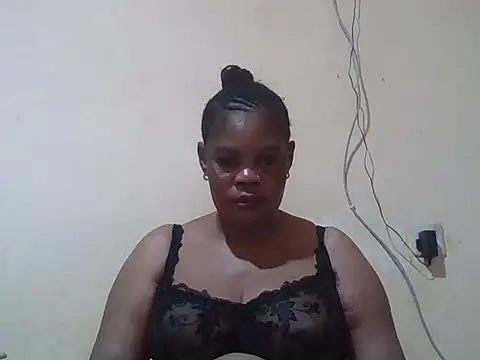 ANALQUEEN4 online show from March 6, 2026, 1:18 pm