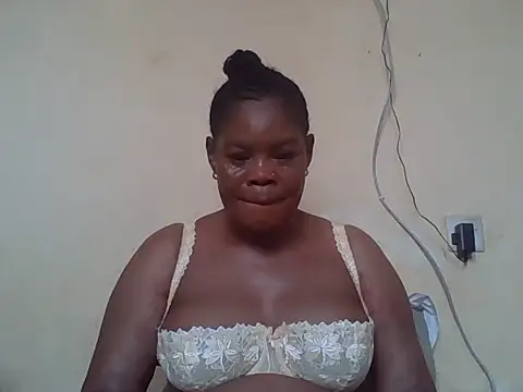 ANALQUEEN4 online show from March 8, 2026, 7:12 am