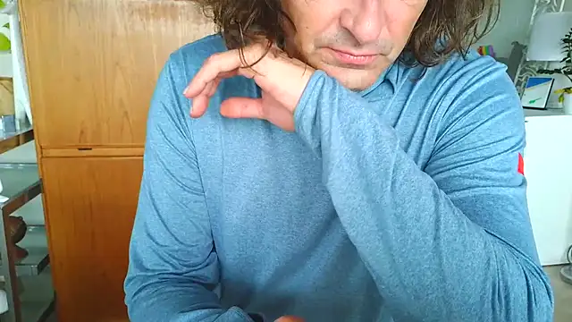 costanza7070 online show from February 11, 2026, 12:48 am