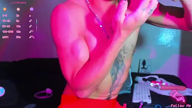 Piggy Eddy online show from February 17, 2026, 3:03 am