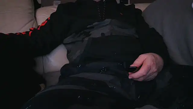 ThikkDikkDaddie online show from February 2, 2025, 7:35 pm