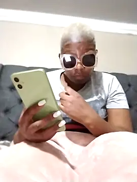 Snapshot of bigbootyboohle chatting on September 16, 2025, 4:41 pm bigbootyboohle online show from September 16, 2025, 4:41 pm